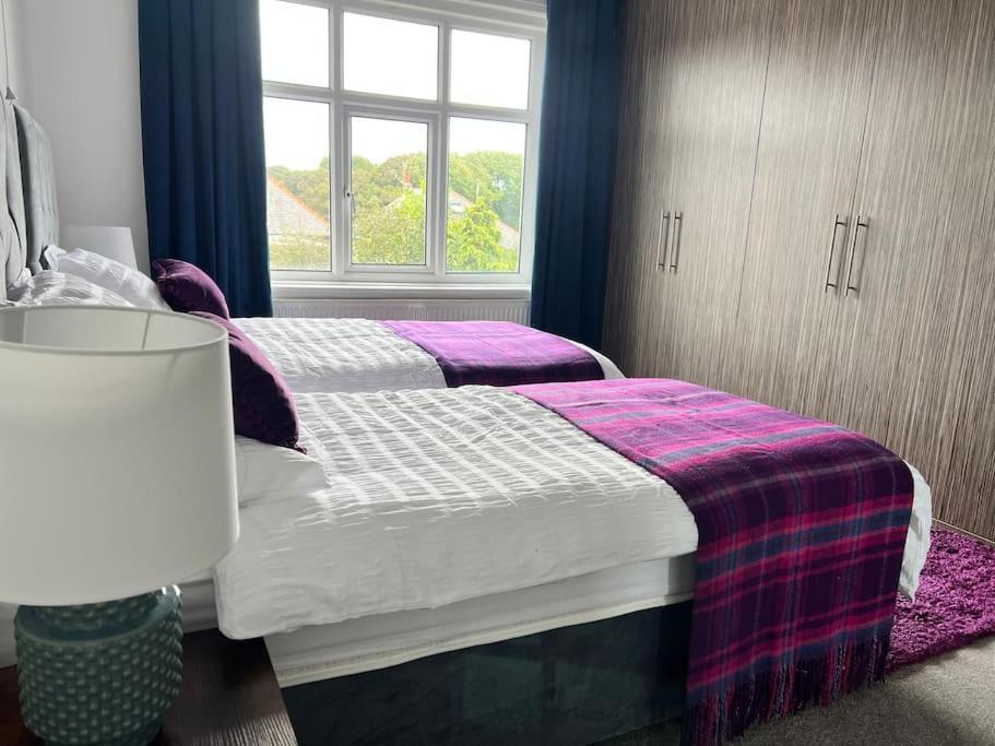 Hidden Gem W/ Parking Short Walk To Pleasure Beach Blackpool Bagian luar foto